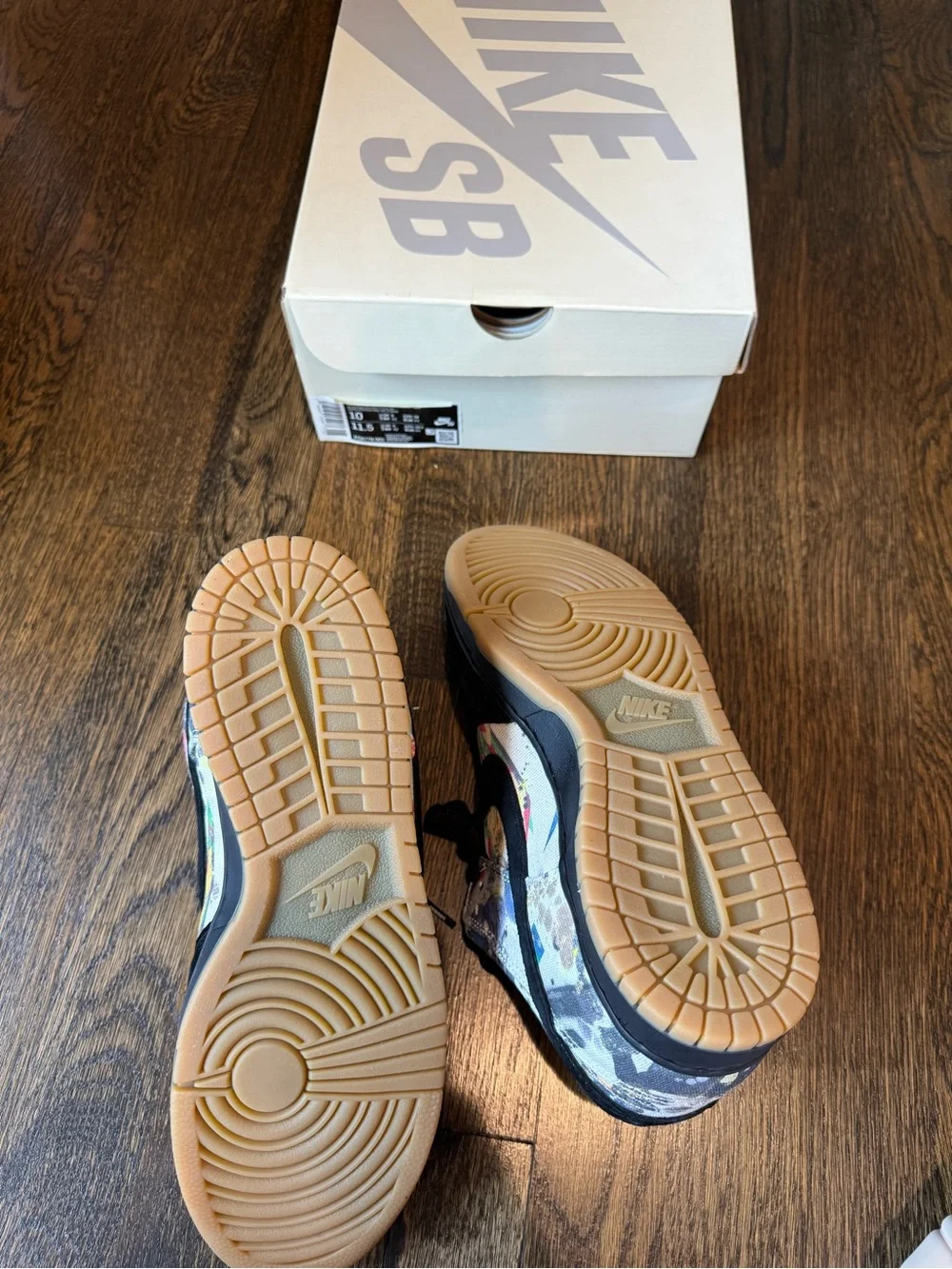 Nike sb dunk low pro supreme rammellzee size 10